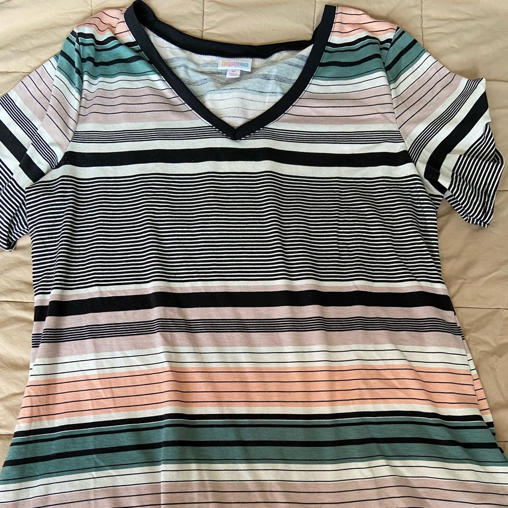 LuLaRoe Iris
